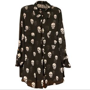 Living Dolls Blouse Size 2x Skull Pattern